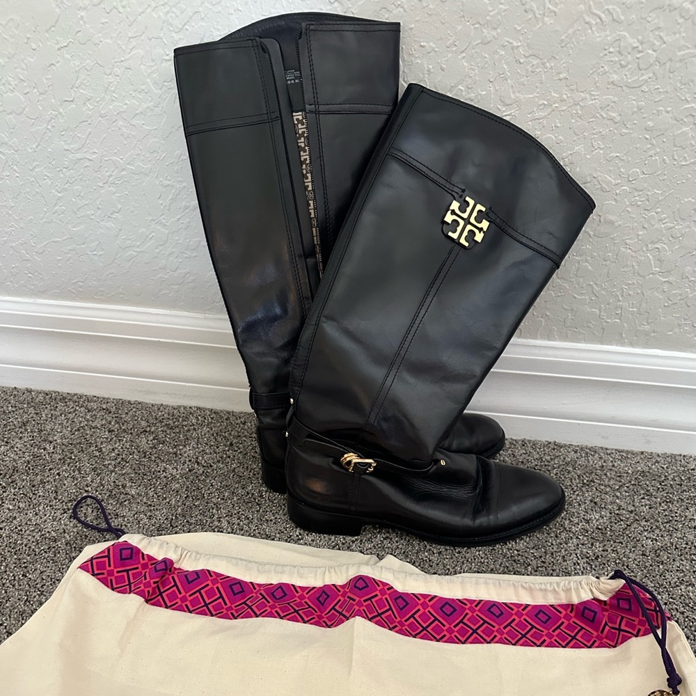 Black Tory Burch boots size 10! Dust bag included